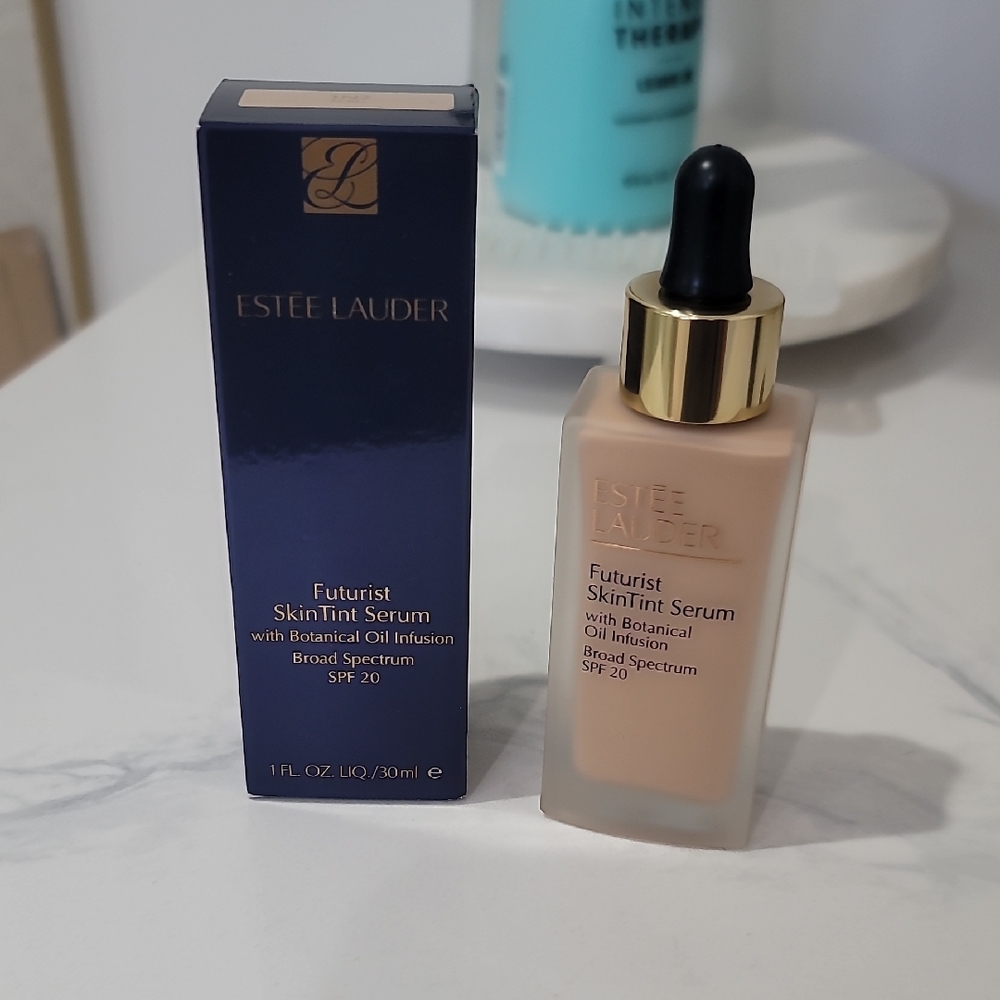 Estee Lauder Futurist SkinTint Serum - Tan
